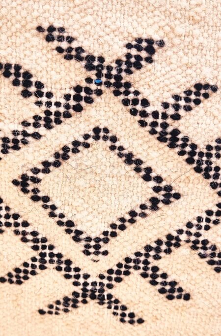 Coussin Kilim "Esprit berbère 3" - 50 cm x 49 cm – Image 2